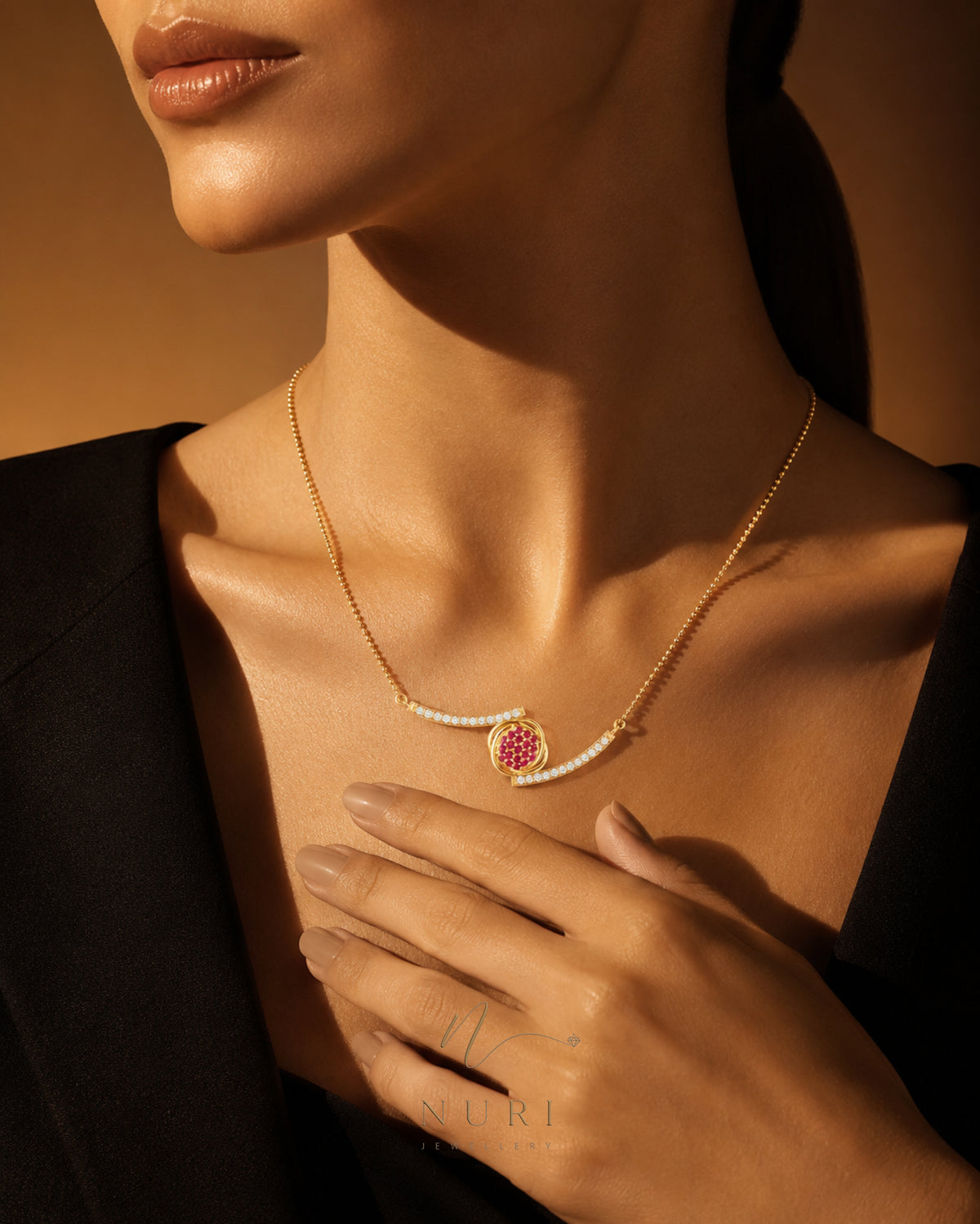 Madar AL-shams Necklace