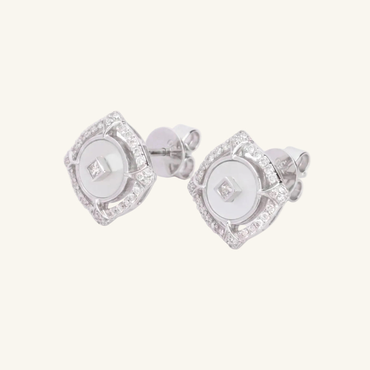 Mother-of-Pearl Earring